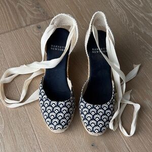 Barneys New York Navy and Cream Espadrilles